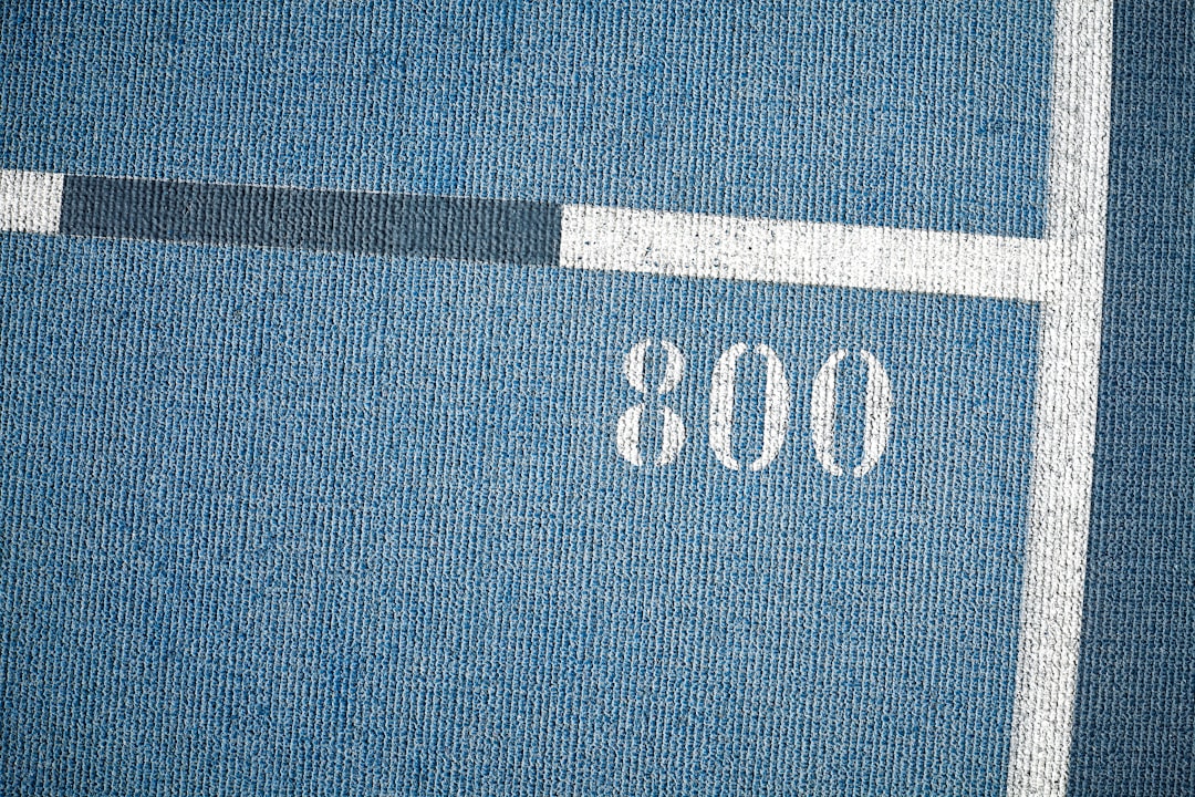 Pie chart showing 50% needs, 30% wants, 20% savings budget allocation with dollar signs