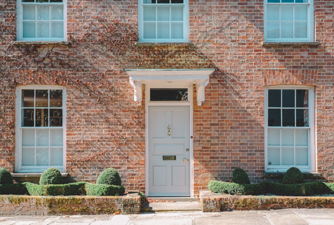 what is a fixed rate mortgage uk
