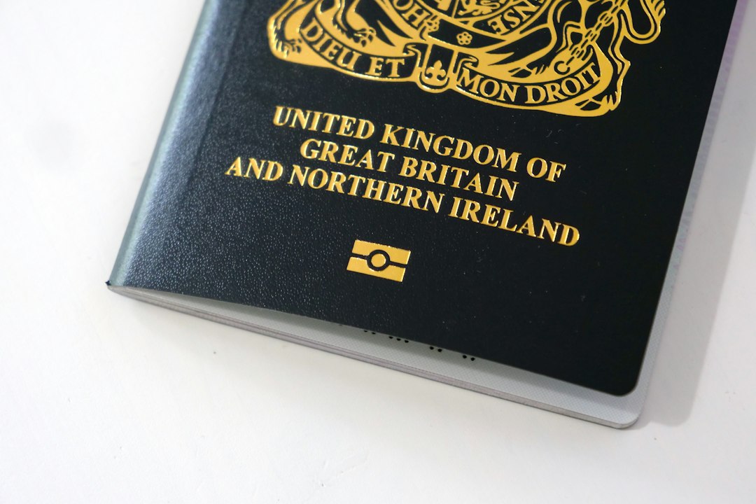 Step-by-step checklist for writing a will, with UK flag and legal document icons